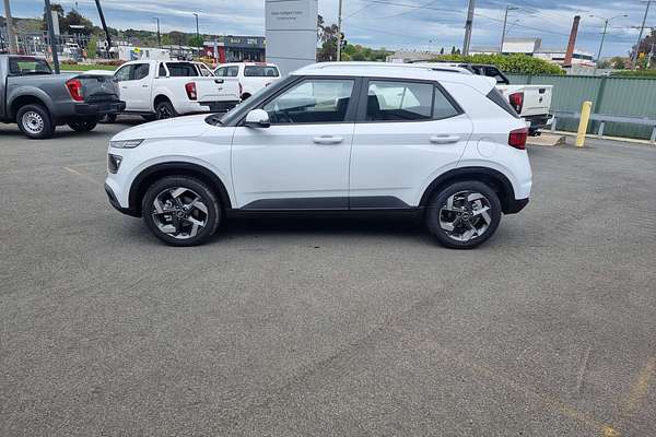 2025 Hyundai Venue Active QX.V5