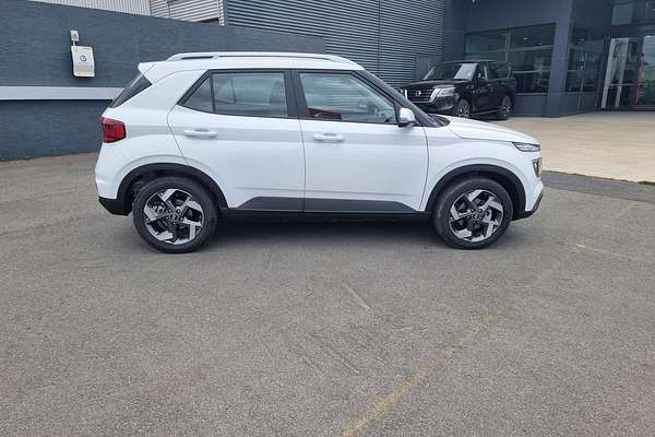 2025 Hyundai Venue Active QX.V5