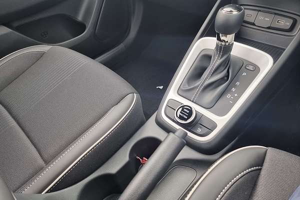 2025 Hyundai Venue Active QX.V5