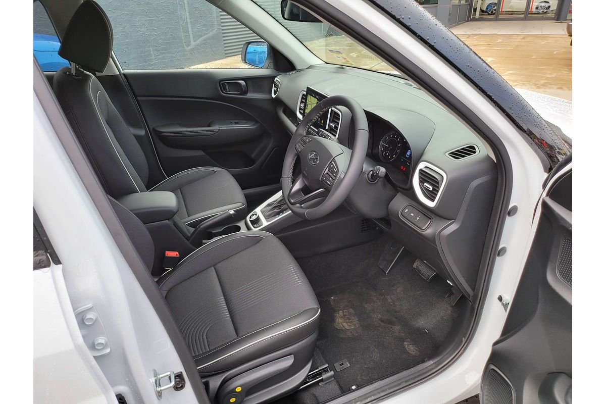 2025 Hyundai Venue Elite QX.V5