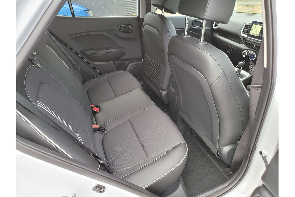 2025 Hyundai Venue Elite QX.V5