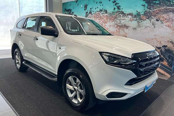 2024 Isuzu MU-X LS-M