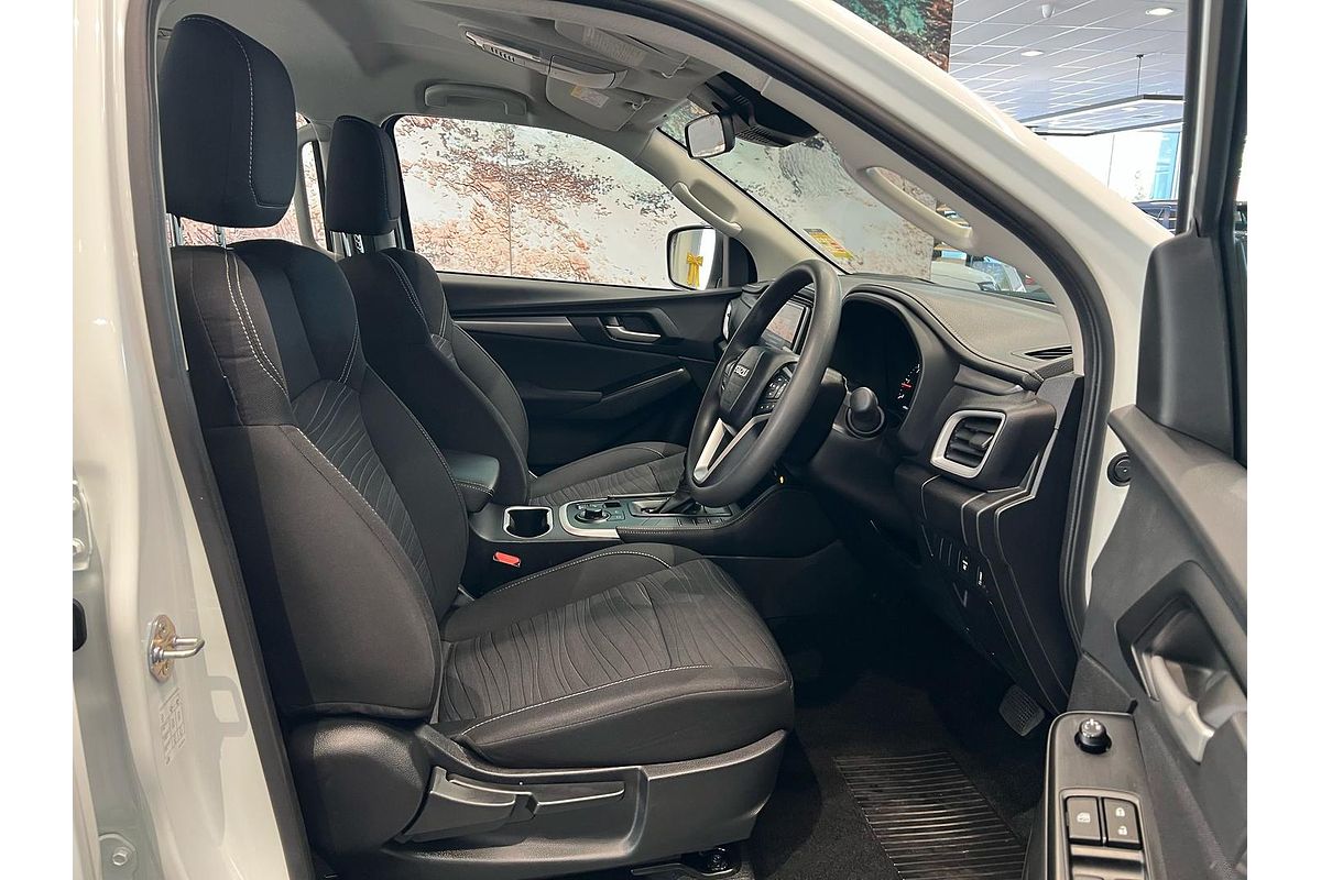 2024 Isuzu MU-X LS-M