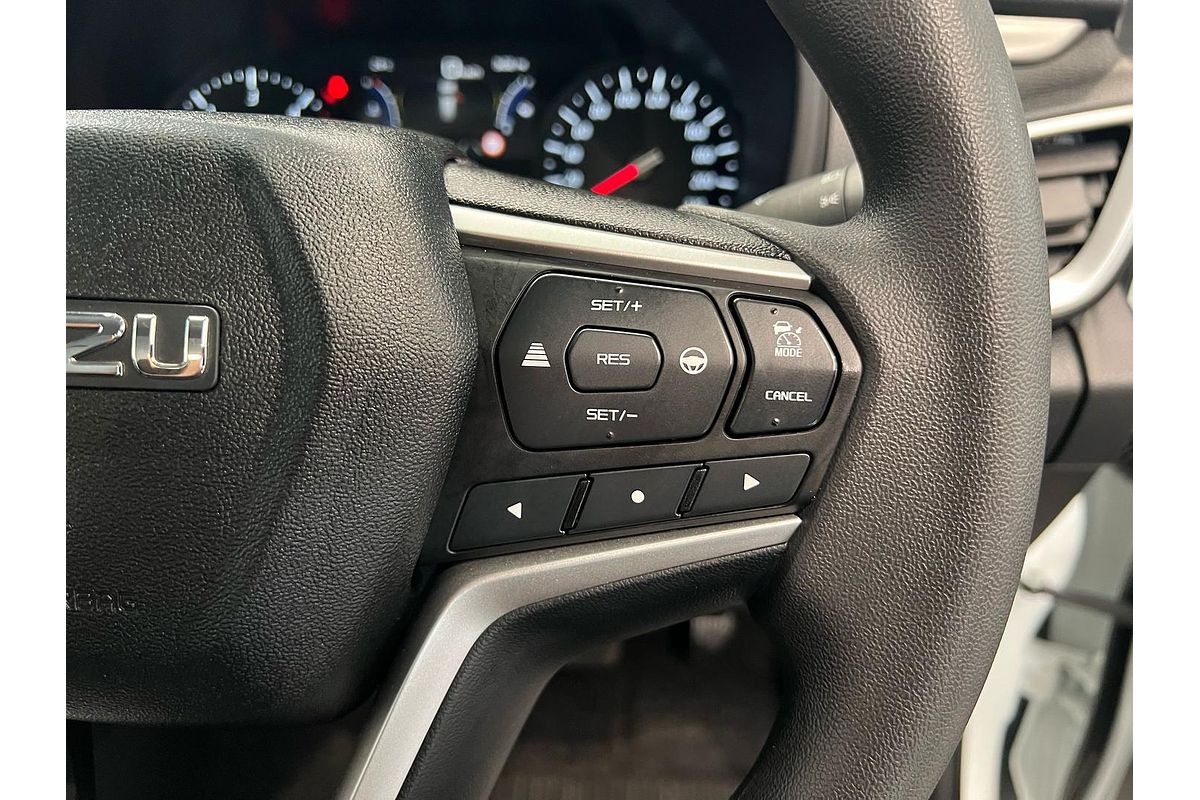 2024 Isuzu MU-X LS-M
