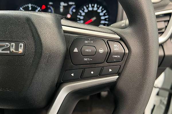 2024 Isuzu MU-X LS-M