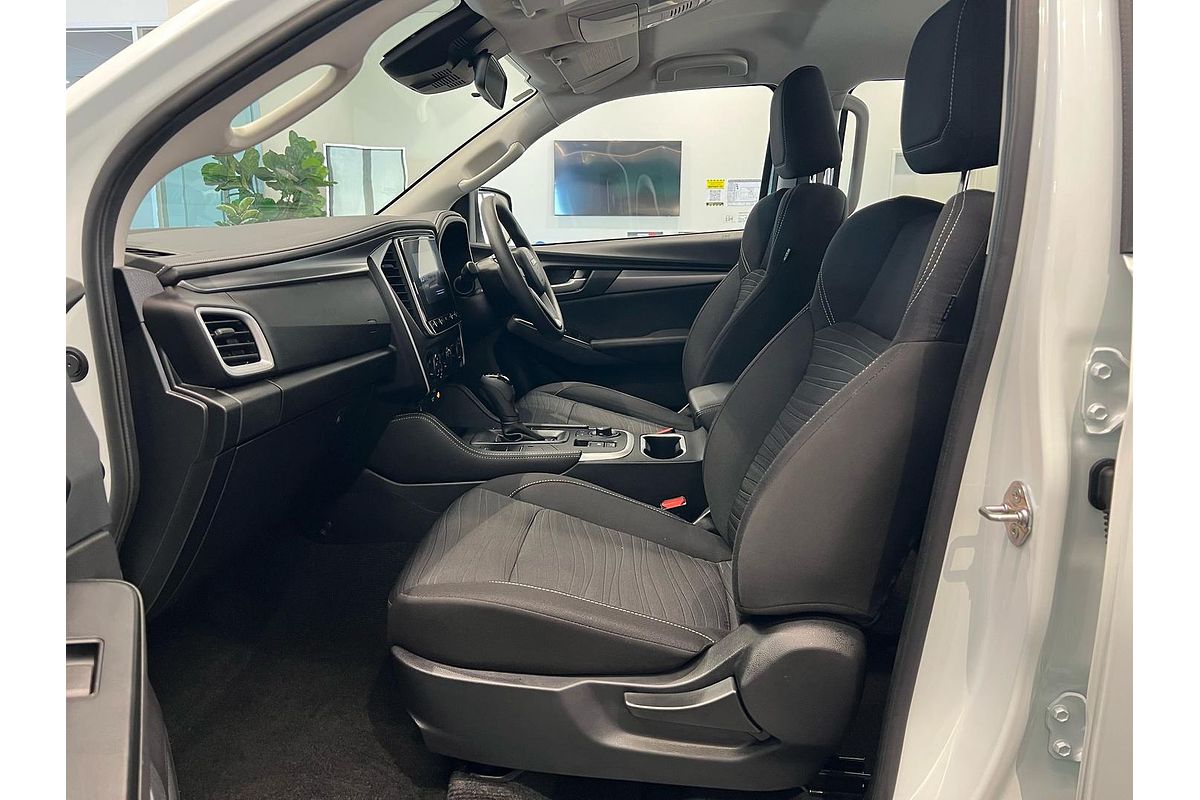 2024 Isuzu MU-X LS-M