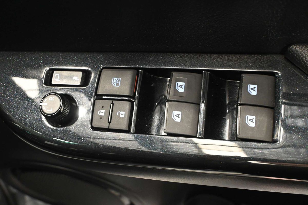 2022 Toyota Hilux SR5 GUN126R 4X4