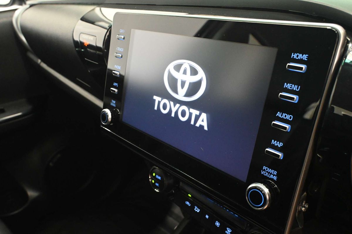2022 Toyota Hilux SR5 GUN126R 4X4