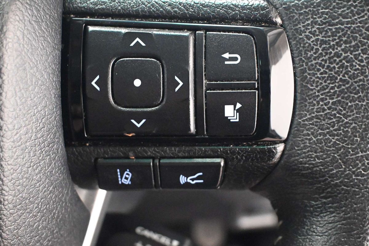 2022 Toyota Hilux SR5 GUN126R 4X4