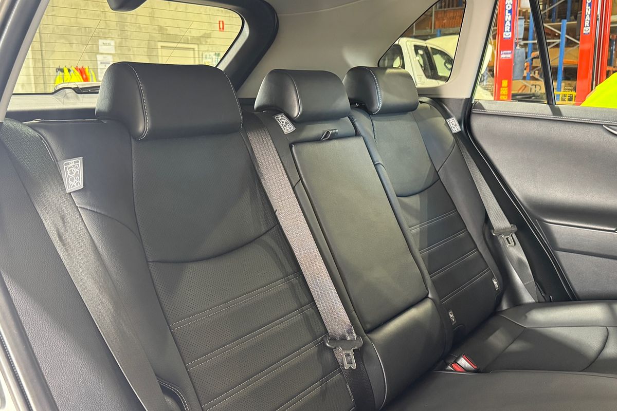 2022 Toyota RAV4 Cruiser AXAH52R