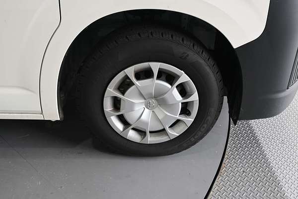 2024 Toyota Hiace GDH300R