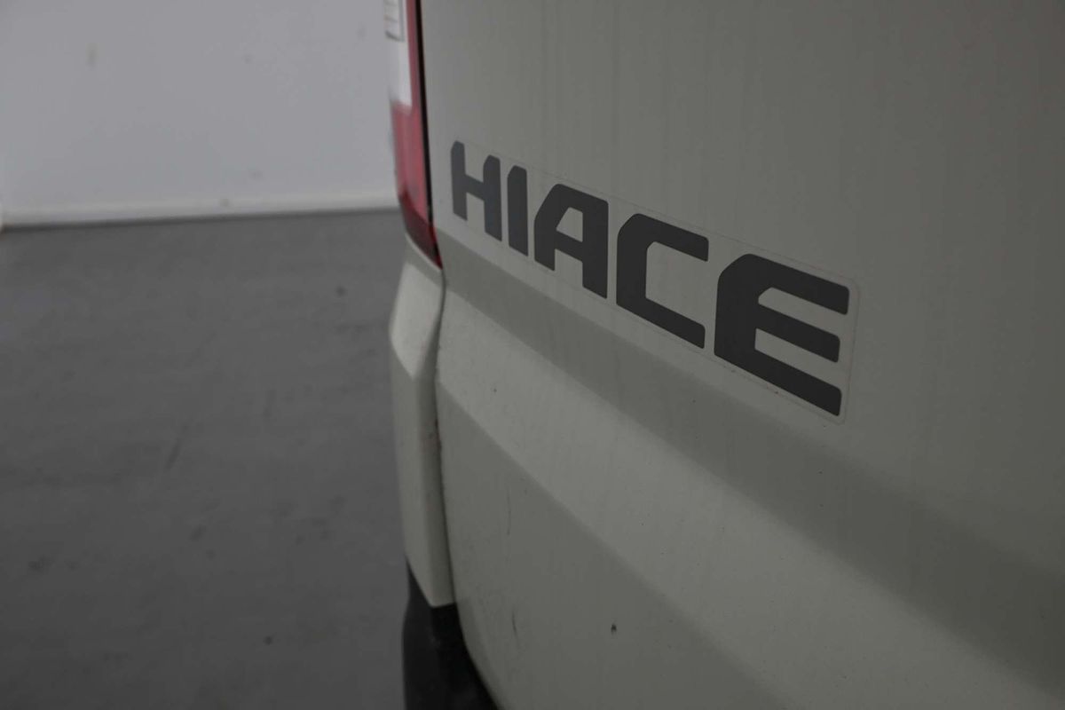 2024 Toyota Hiace GDH300R