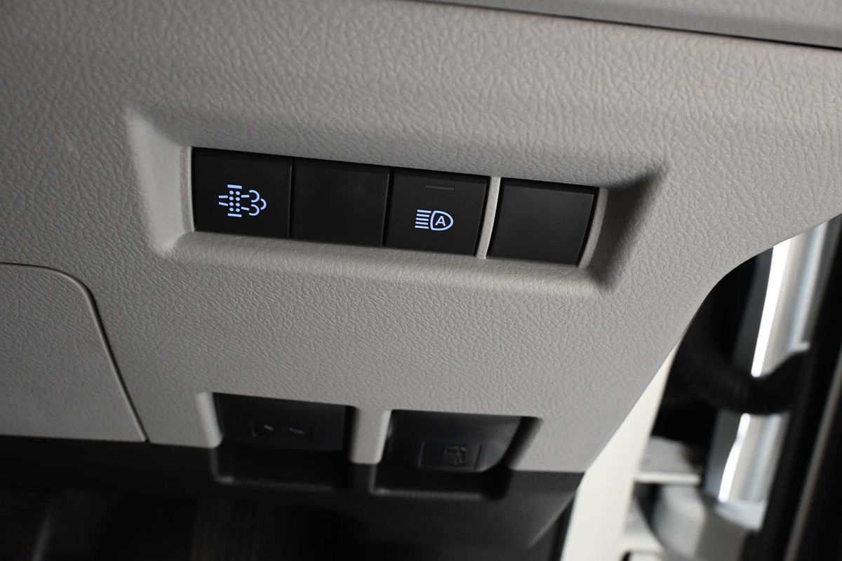 2024 Toyota Hiace GDH300R LWB