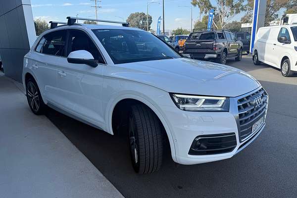 2020 Audi Q5 40 TDI sport FY