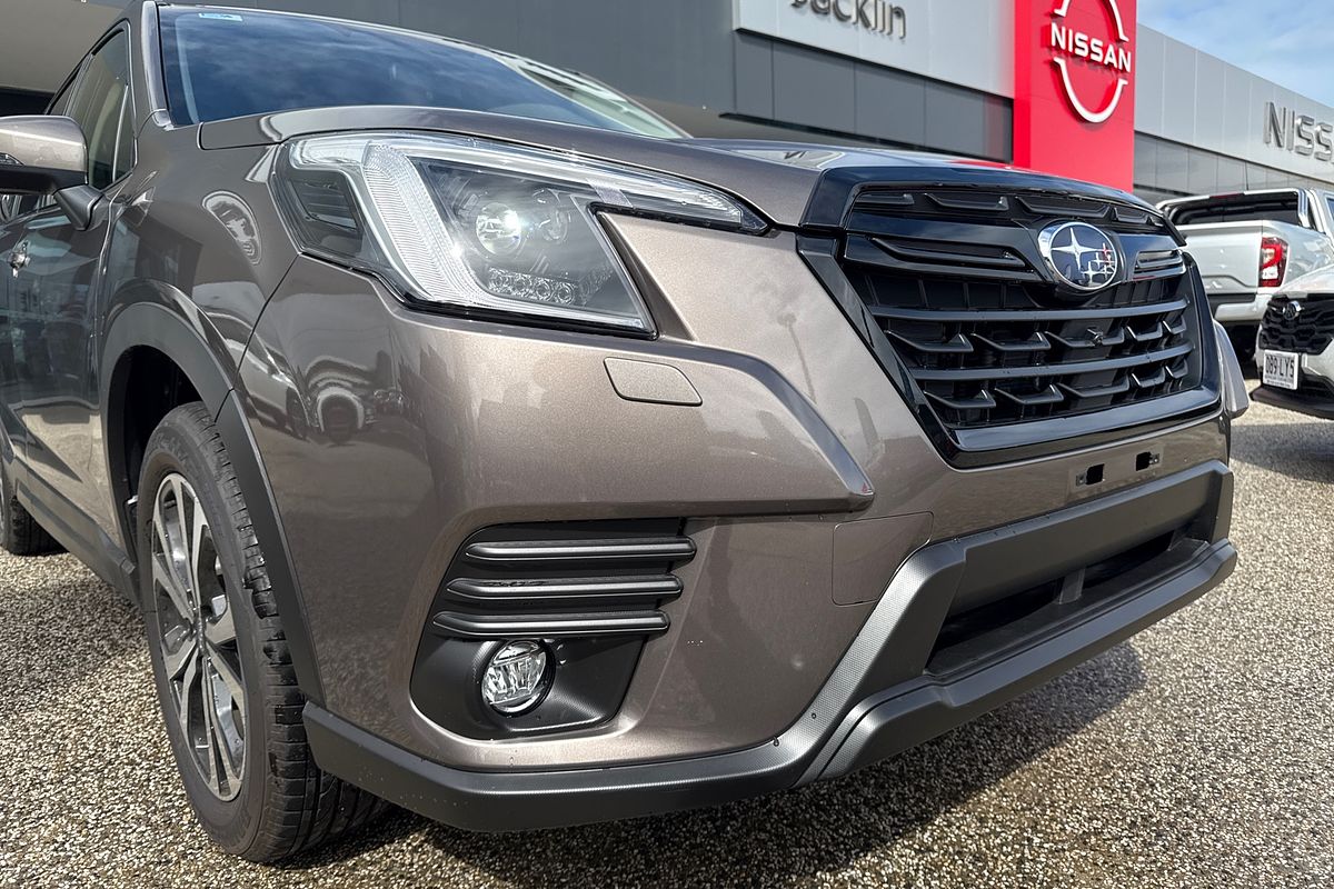 2024 Subaru Forester 2.5i Premium S5