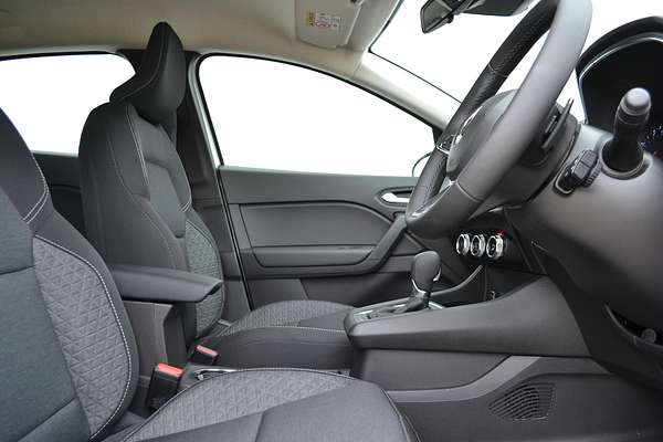2022 Renault Captur Zen XJB