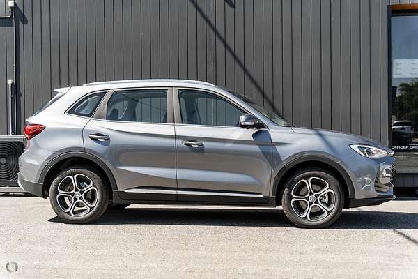2025 MG ZS Essence ZS32