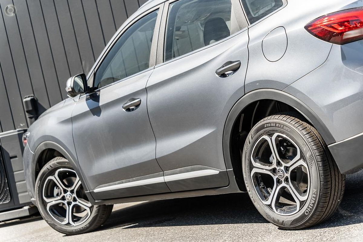2025 MG ZS Essence ZS32