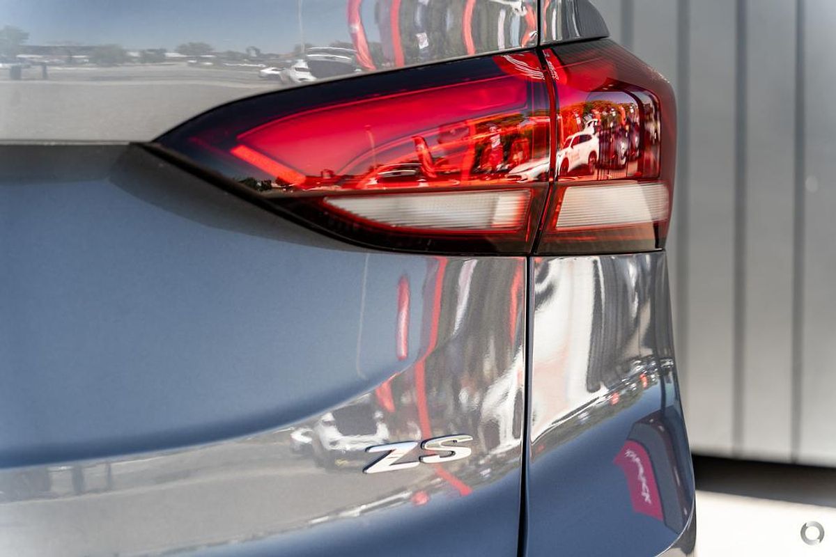 2025 MG ZS Essence ZS32
