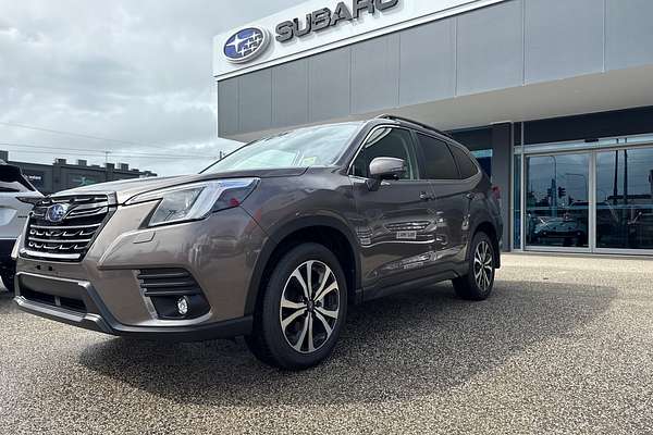 2024 Subaru Forester 2.5i Premium S5