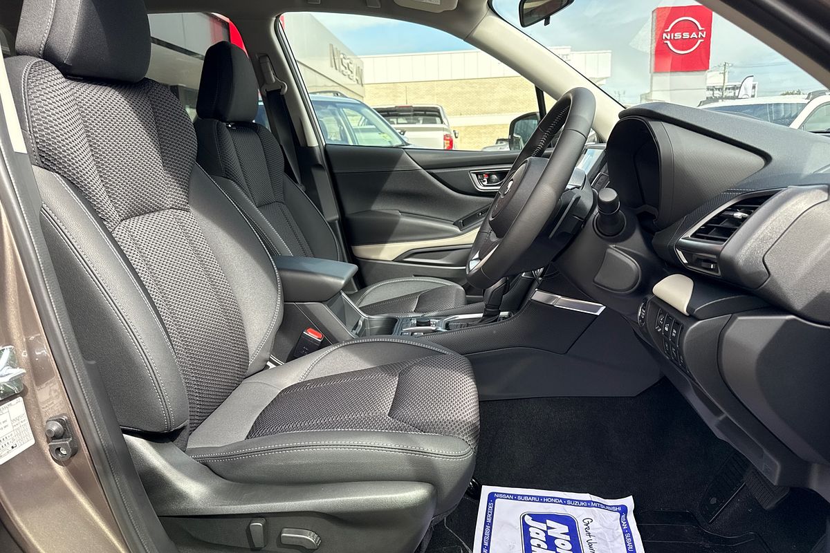 2024 Subaru Forester 2.5i Premium S5