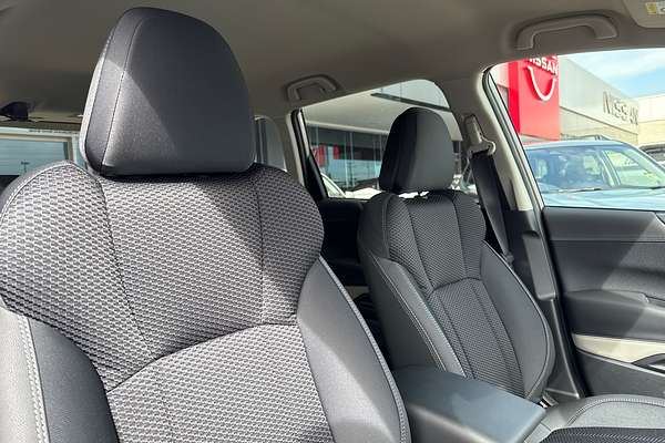 2024 Subaru Forester 2.5i Premium S5