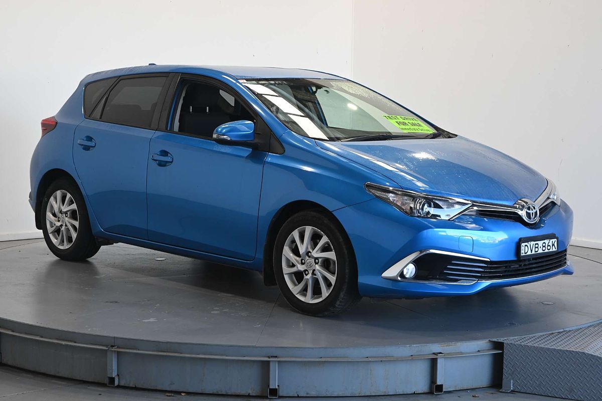 2017 Toyota Corolla Ascent Sport ZRE182R