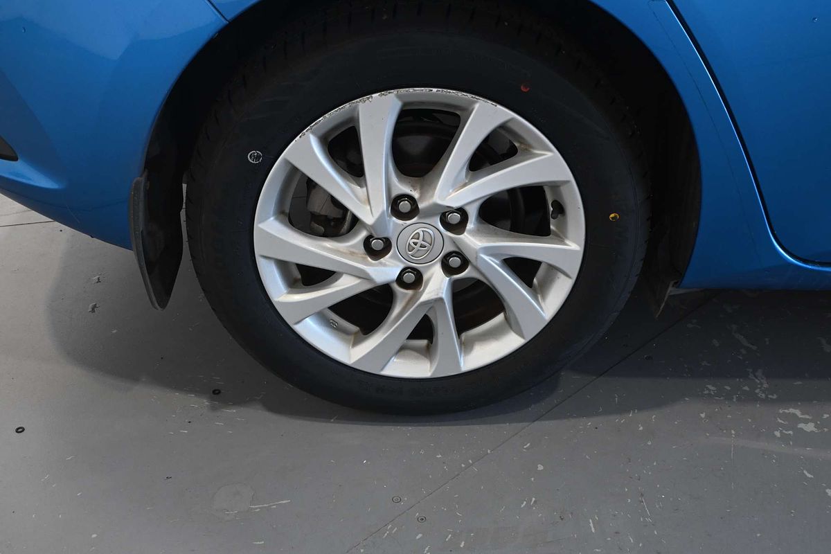 2017 Toyota Corolla Ascent Sport ZRE182R