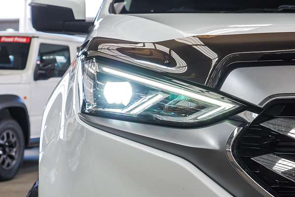 2022 Isuzu MU-X LS-T
