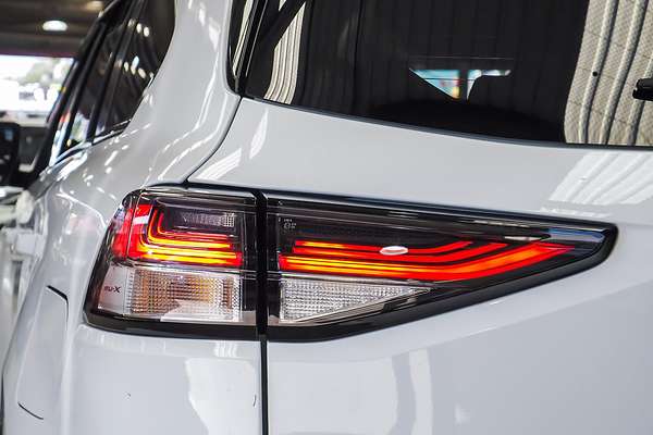 2022 Isuzu MU-X LS-T