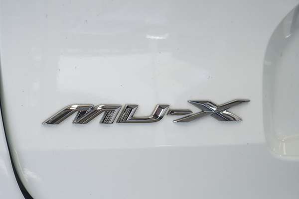 2022 Isuzu MU-X LS-T