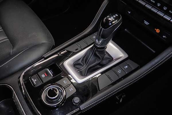 2022 Isuzu MU-X LS-T