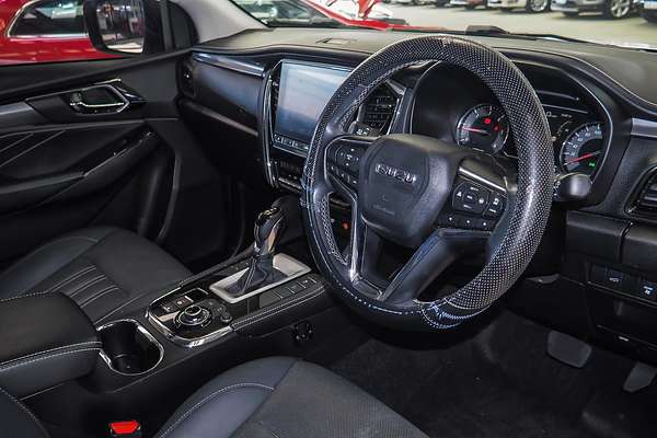 2022 Isuzu MU-X LS-T