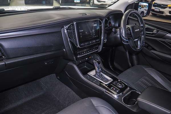 2022 Isuzu MU-X LS-T