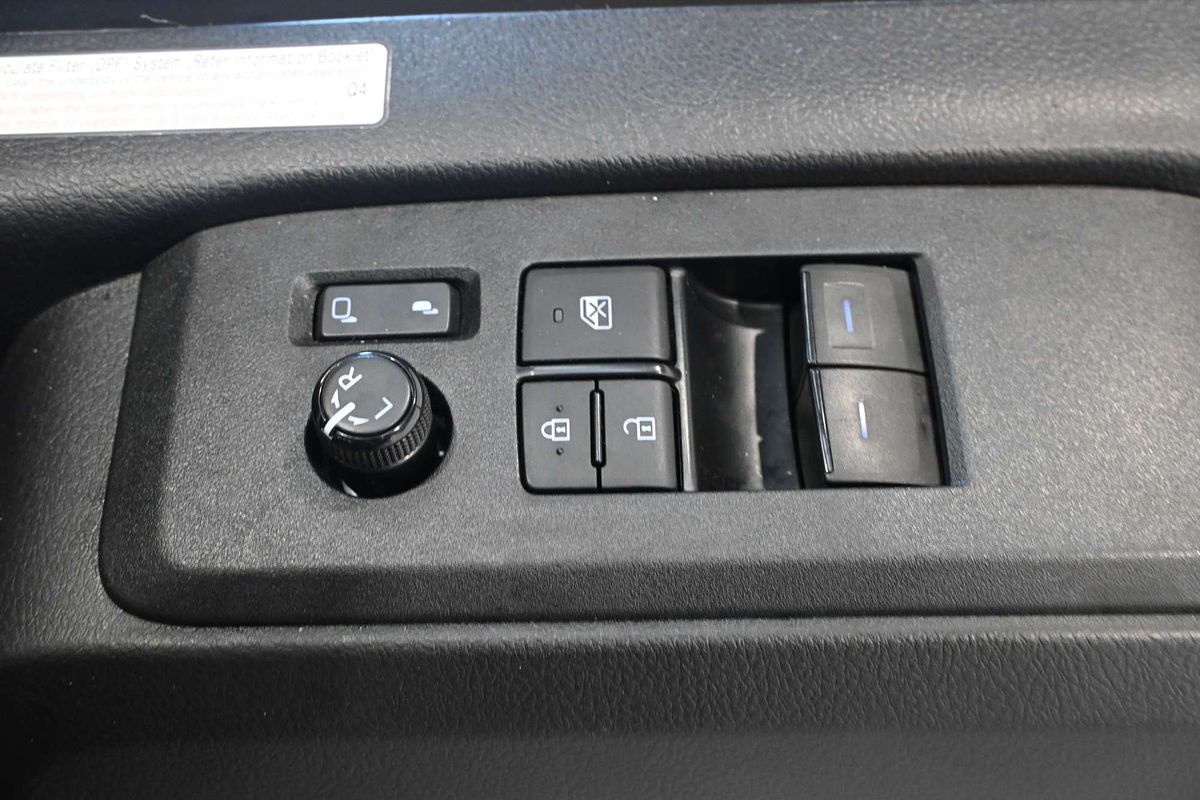 2024 Toyota Hiace GDH300R LWB