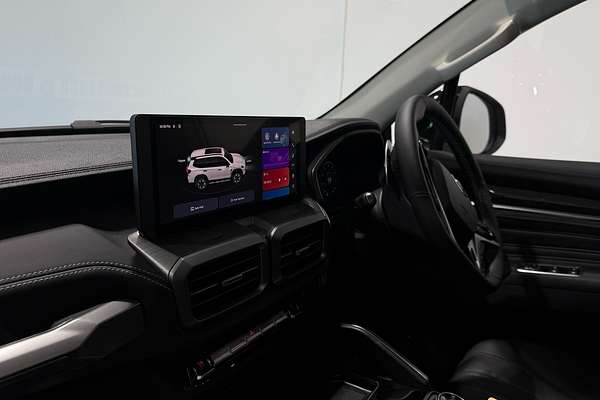 2025 LDV D90 Executive SV9A