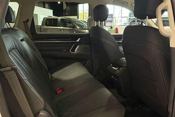2025 LDV D90 Executive SV9A