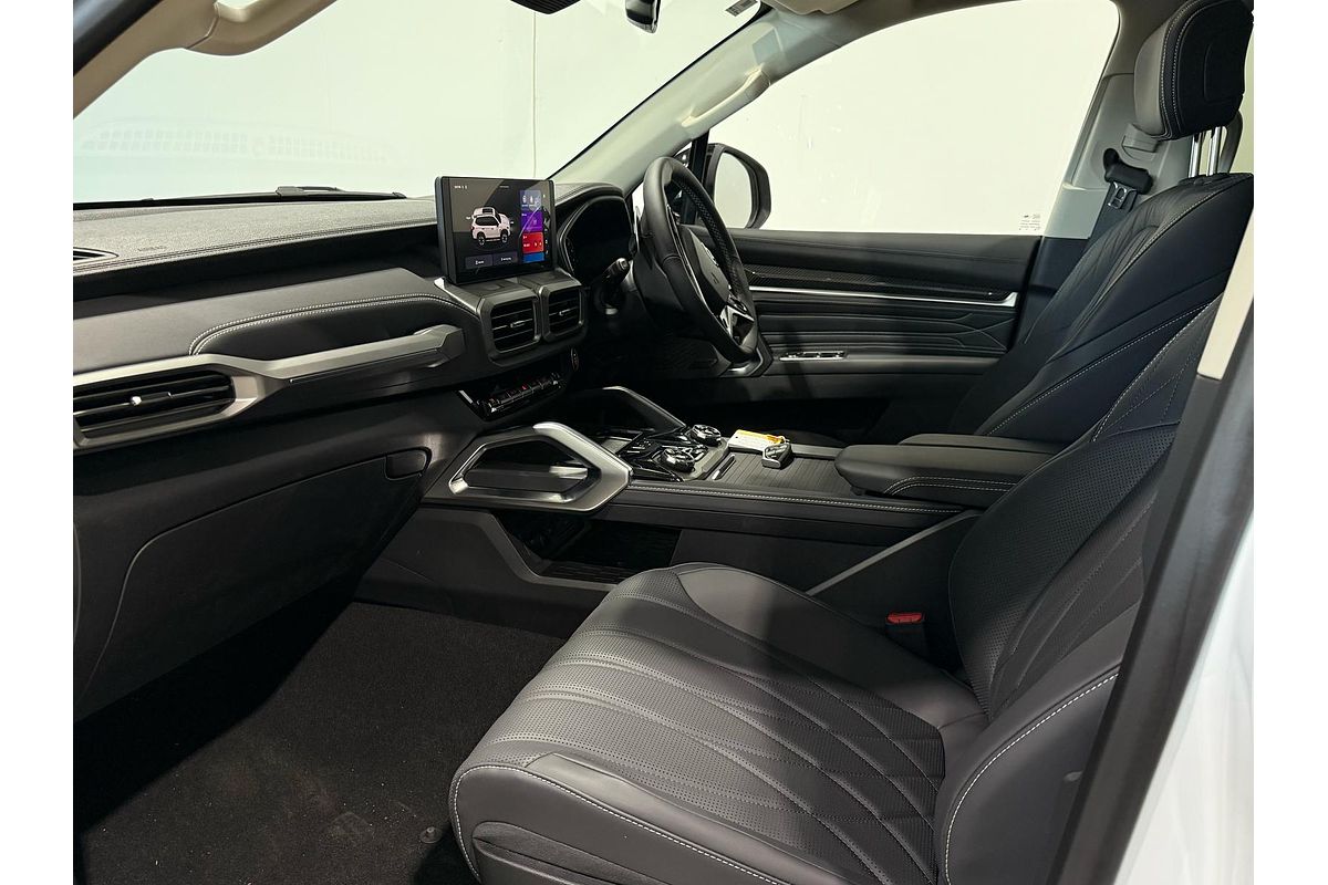 2025 LDV D90 Executive SV9A
