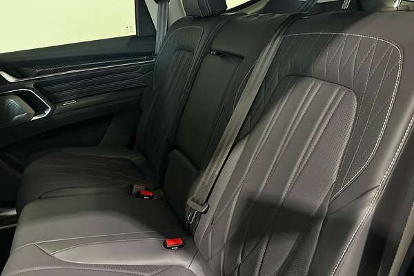 2025 LDV D90 Executive SV9A