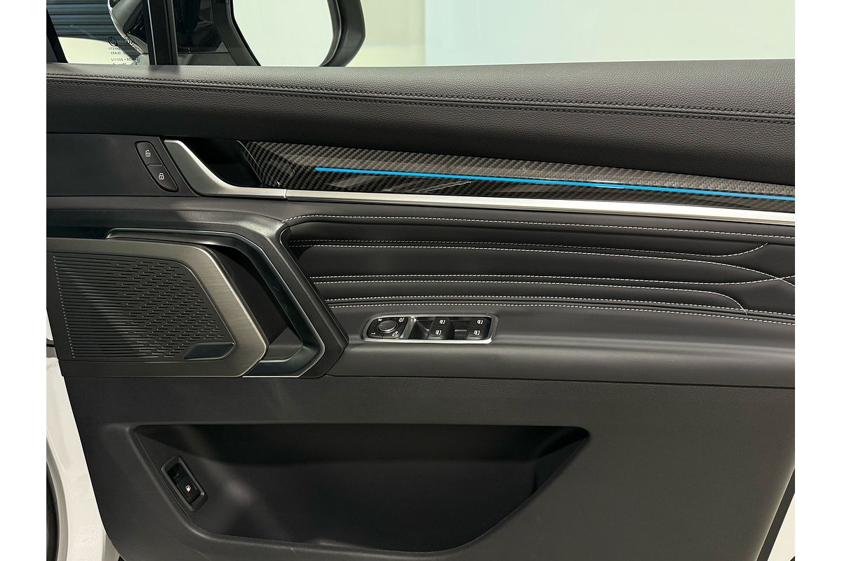 2025 LDV D90 Executive SV9A