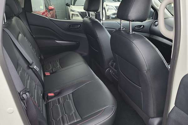 2024 Nissan Navara PRO-4X Warrior D23 4X4