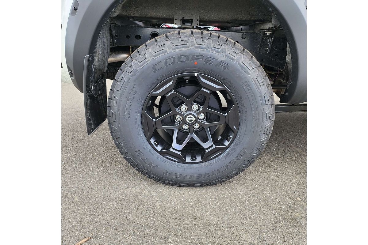 2024 Nissan Navara PRO-4X Warrior D23 4X4