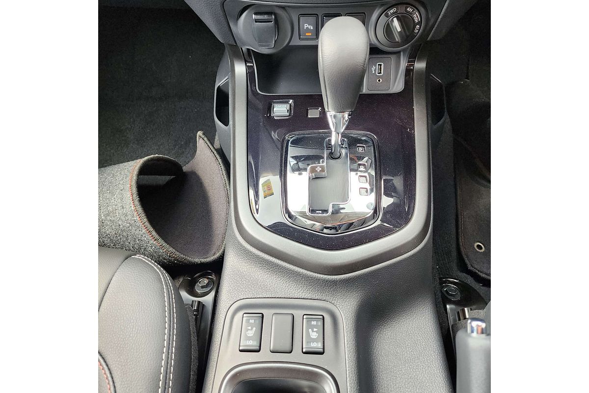 2024 Nissan Navara PRO-4X Warrior D23 4X4