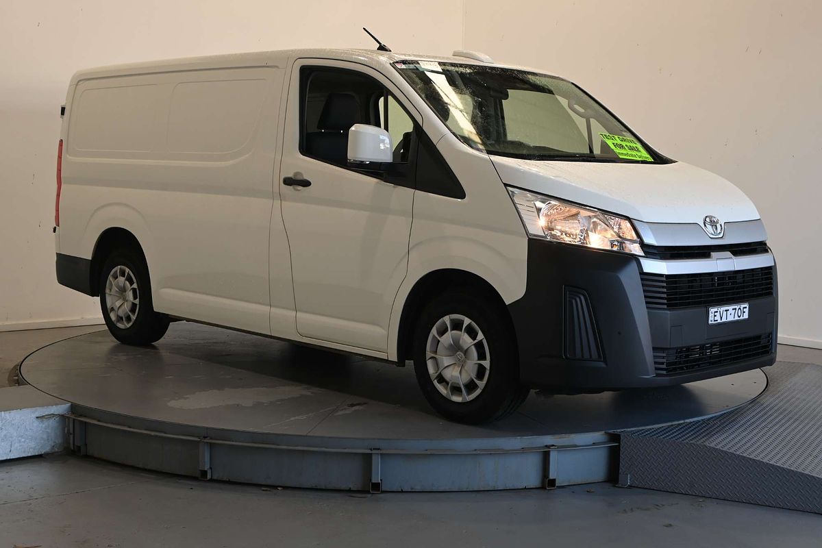 2022 Toyota Hiace GDH300R LWB