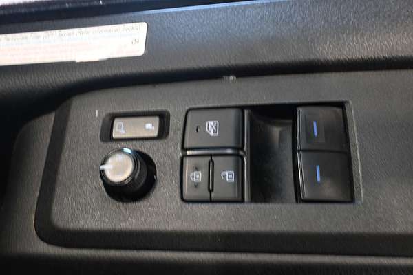 2022 Toyota Hiace GDH300R LWB