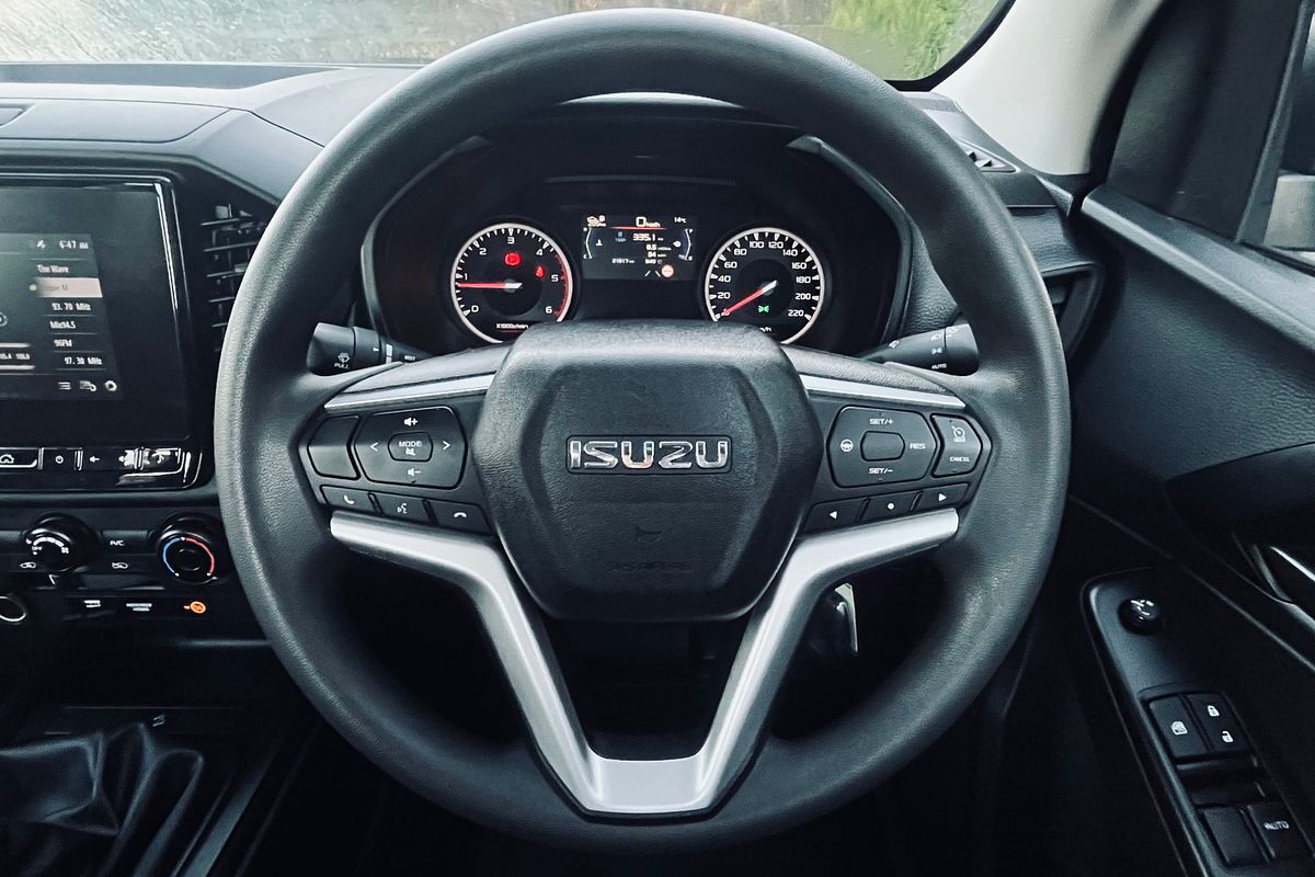 2024 Isuzu D-MAX SX High Ride Rear Wheel Drive