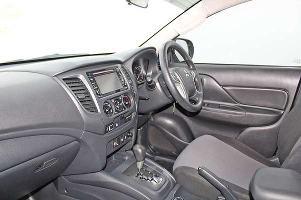 2020 Mitsubishi Triton GLX MR 4X4