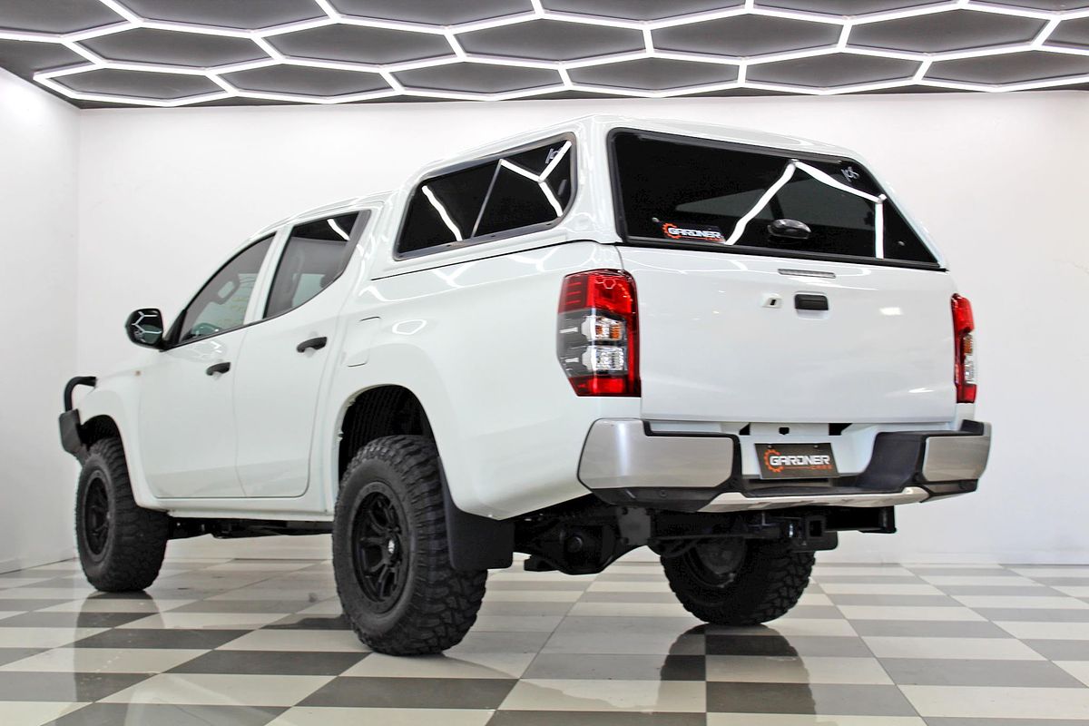 2020 Mitsubishi Triton GLX MR 4X4