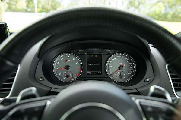 2015 Audi RS Q3  8U
