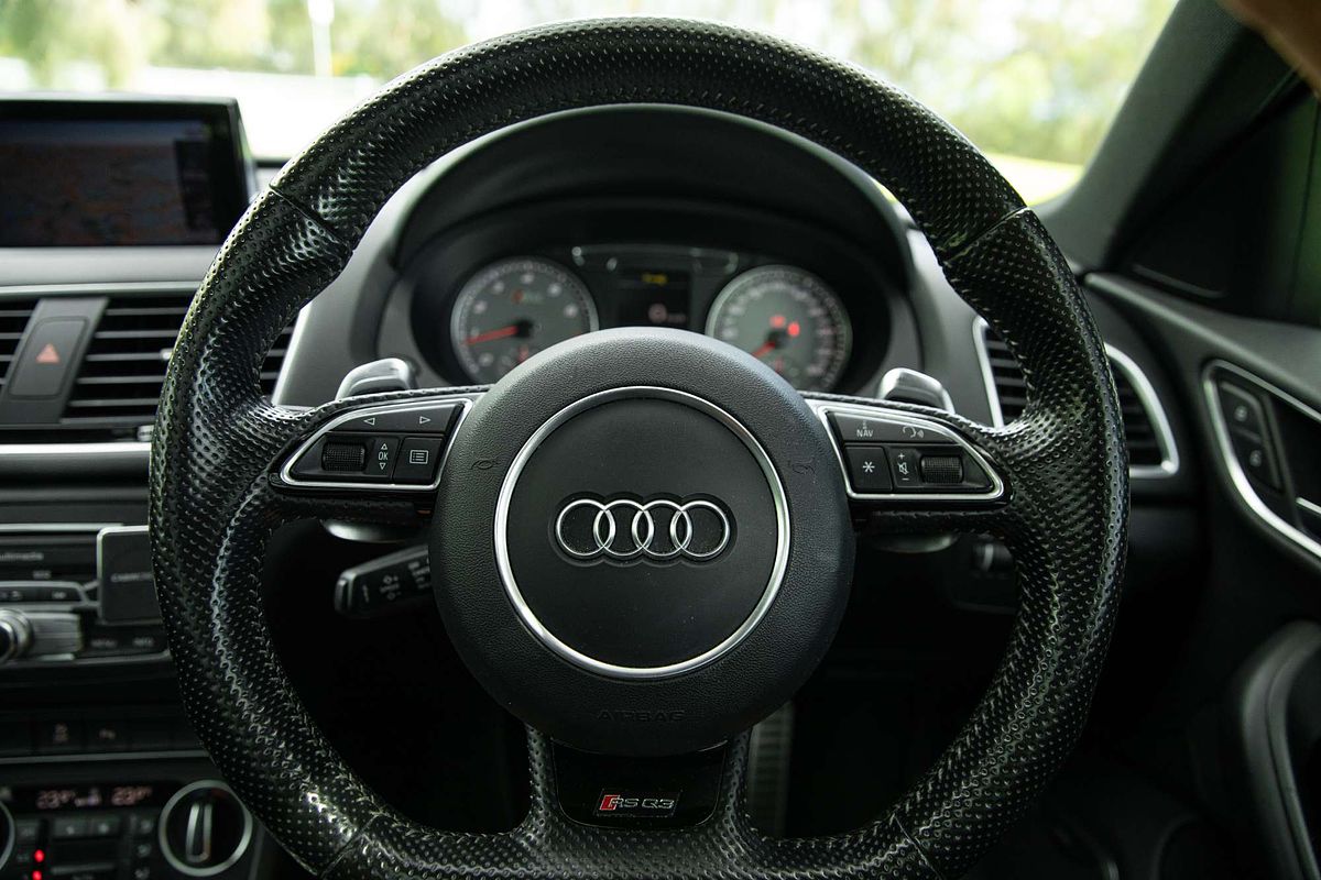 2015 Audi RS Q3  8U